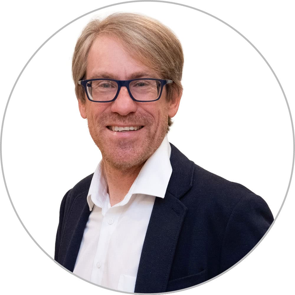 Valentin Zeller begleitet als Landestrainer unseren Nachwuchs und fördert gezielt seine sportliche Entwicklung.